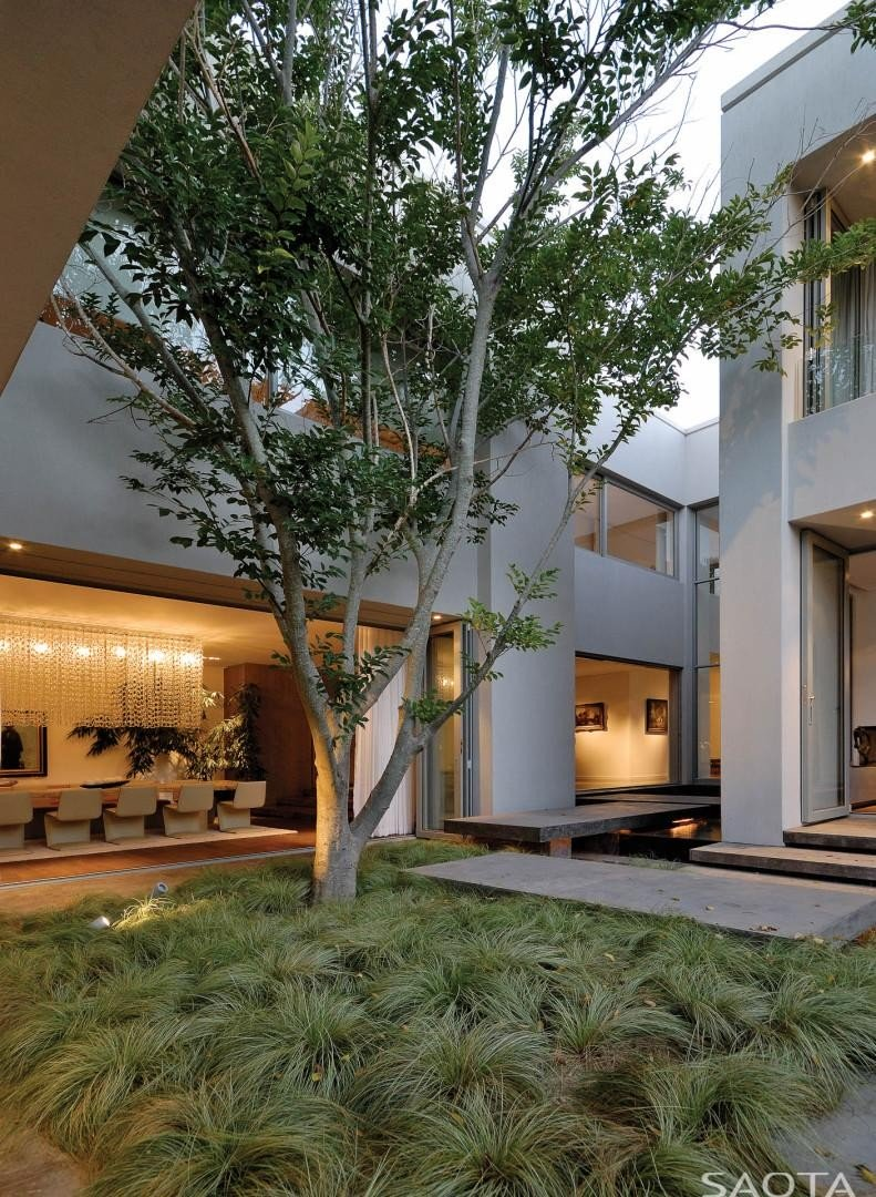 7 captivating courtyards